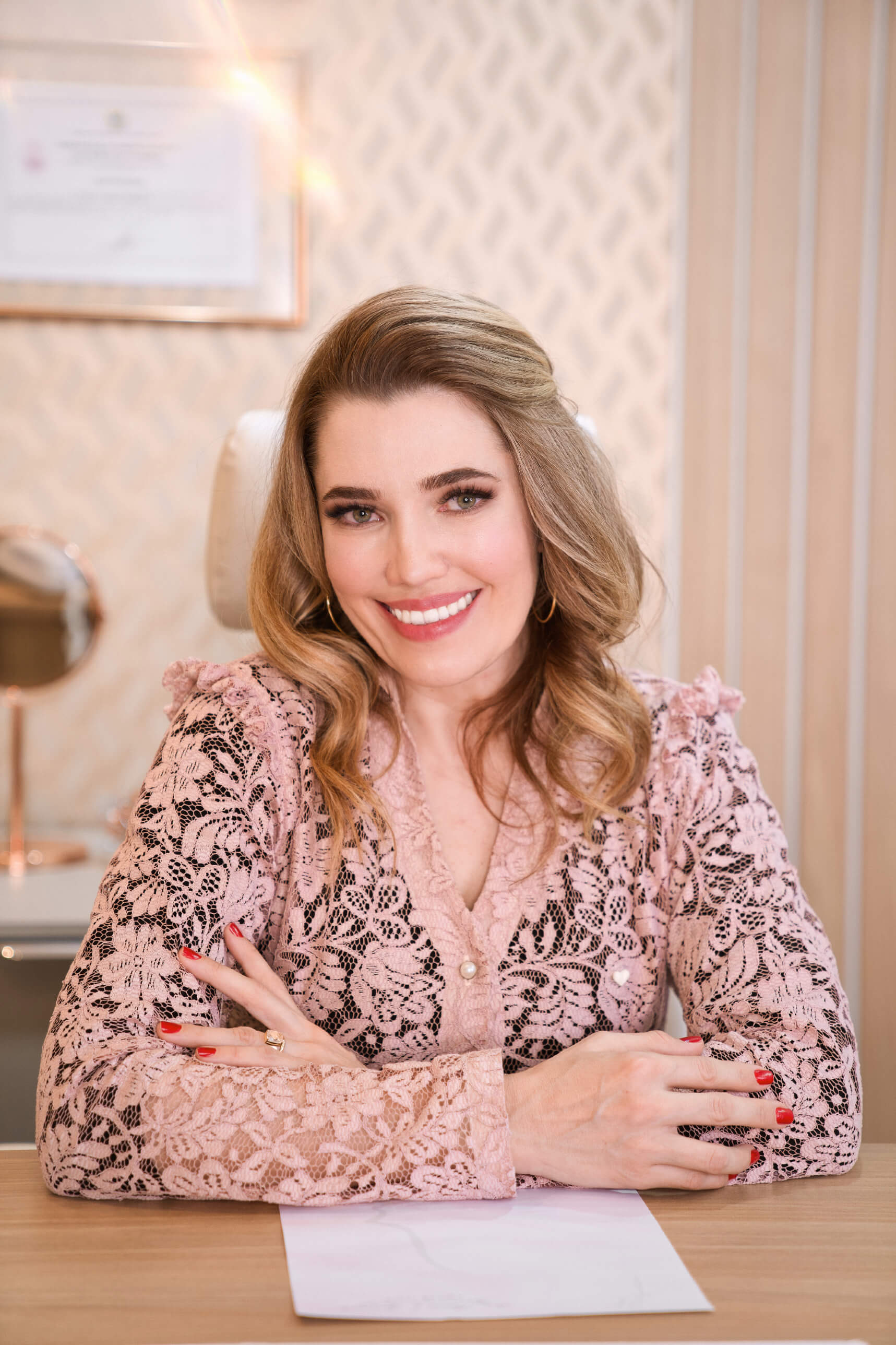Dra. Flávia Tomaroli