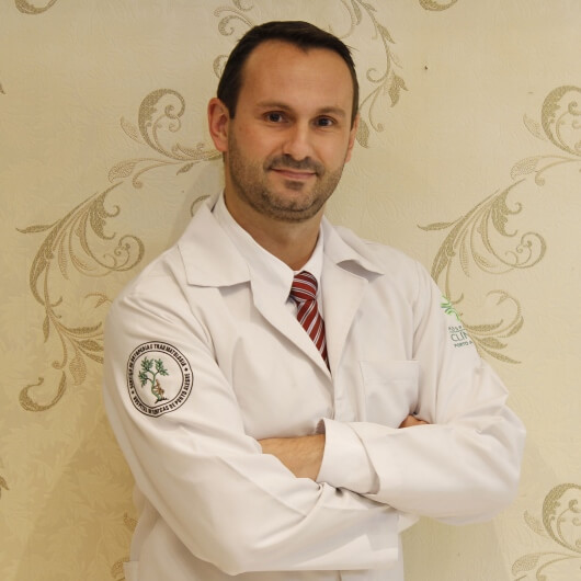 Dr. Marcos Marczwski 