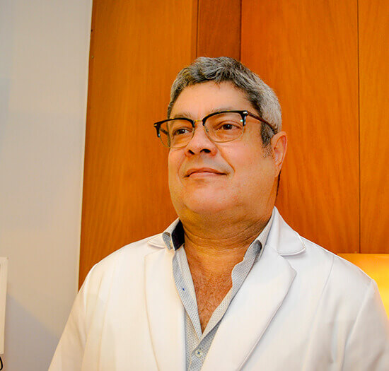 Dr. Anderson S. Santos