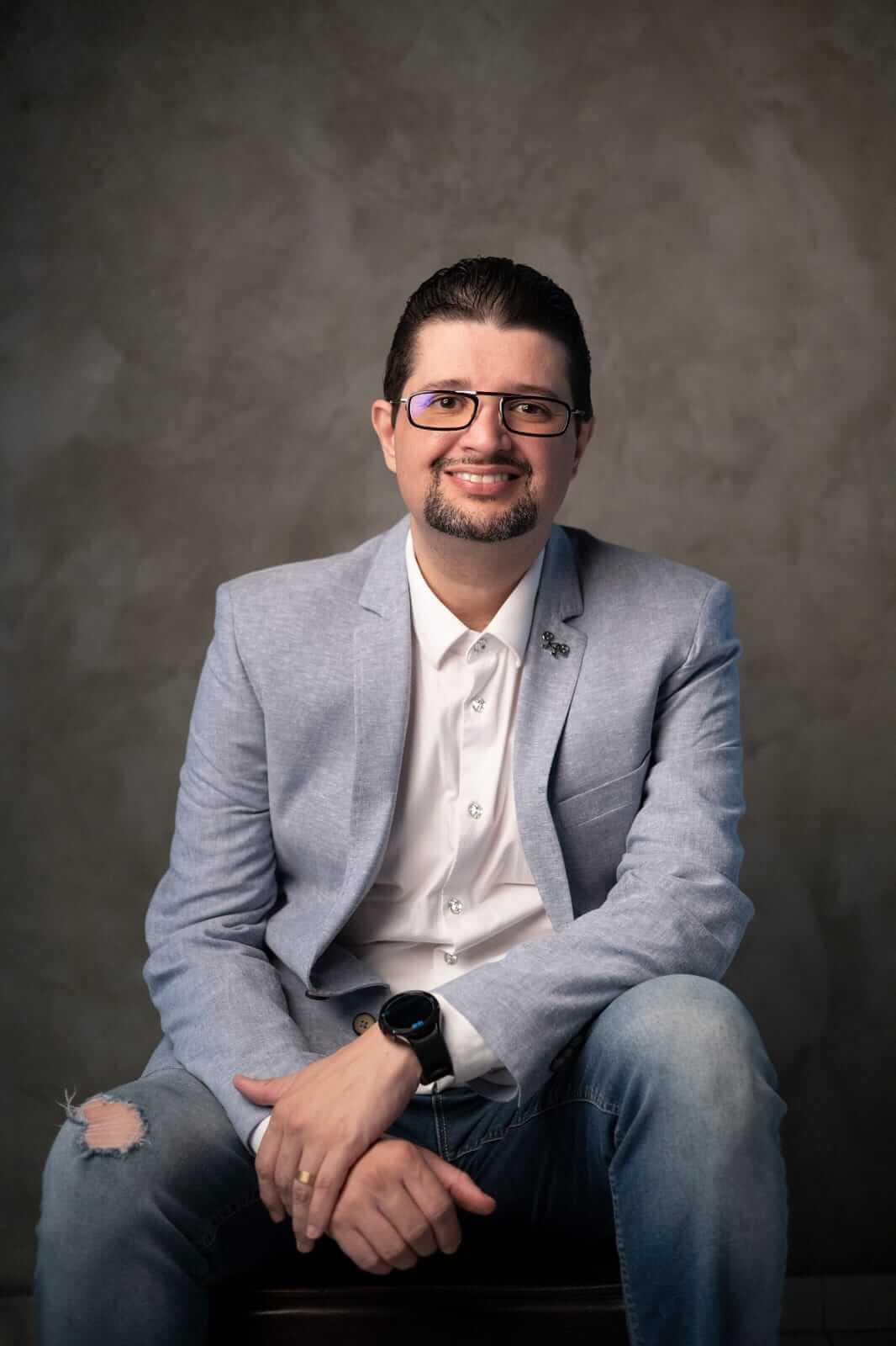 Dr. Joel Darte