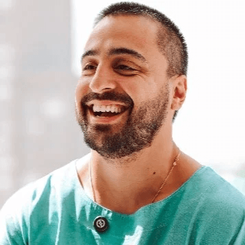 Lifting Facial e Cirurgia da Face em Londrina | Dr. Guilherme Diniz