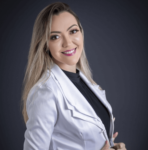 Dra. Camila Vieira Scaravelli 