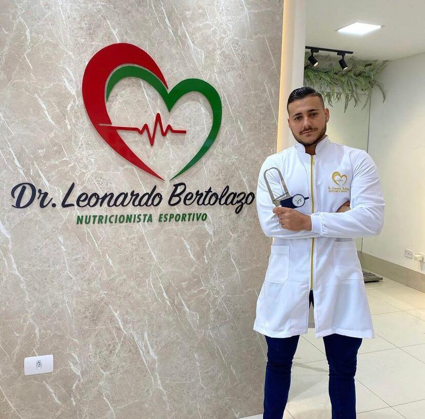 Dr. Leonardo Bertolazo
