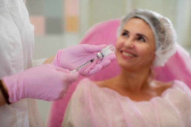 Dermatologista Maringá  - Conheça o Ácido Hialurônico e alguns procedimentos que fazem uso dele!
