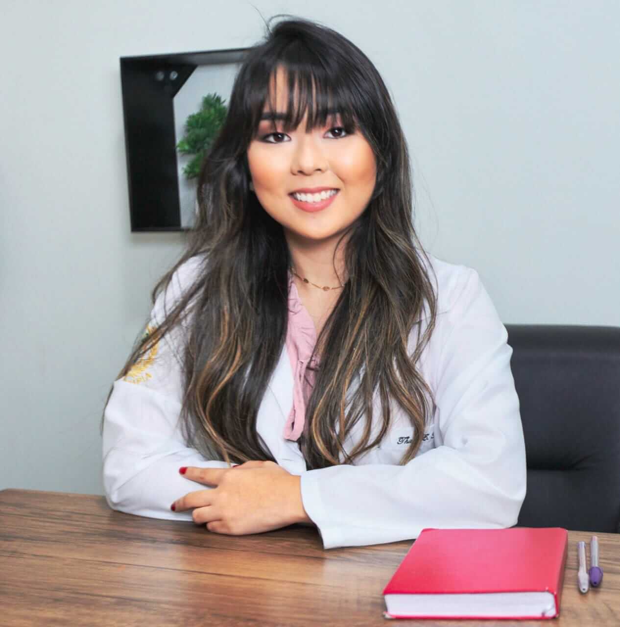 Dra. Thais Eimi Nakamura - Fisioterapeuta - Maringá/PR