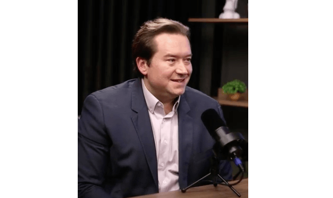 Dr. Peter Ferenczy no Guia Cast – Cirurgia ocular moderna e a liberdade dos óculos