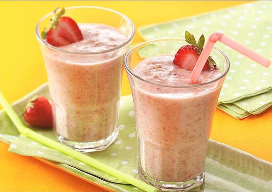 SHAKE DE FRUTAS COM LINHAÇA